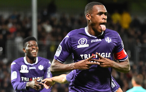 Transfer news: Arsenal and Tottenham leading race for £30m-rated Issa Diop
