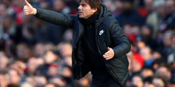 Chelsea FC news: Antonio Conte concedes Blues could miss out on top four spot after Manchester United loss
