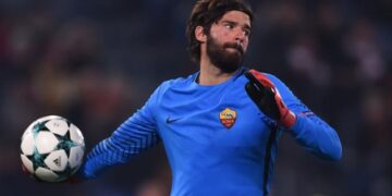 Liverpool transfer report: Goalkeeper target Alisson to get £80m release clause in new Roma contract