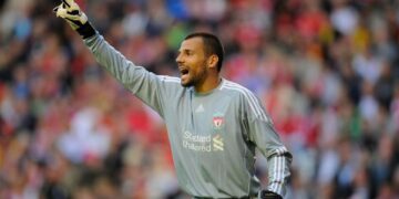 Crystal Palace sign former Liverpool goalkeeper Diego Cavalieri on free transfer