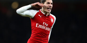 Arsenal FC transfer news: Gunners ready to sell Hector Bellerin for £50m to fund summer transfer plans
