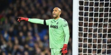 Stoke City injury blow: Goalkeeper Lee Grant sidelined with broken wrist