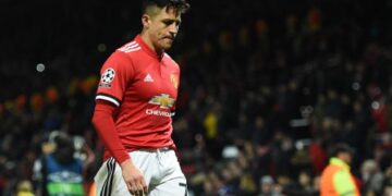 Manchester United report: Club ‘concerned’ about Alexis Sanchez and fear he could flop like Angel Di Maria