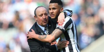 Rafa Benitez declares he is 'only talking to Newcastle' despite links to Napoli, Everton and Leicester