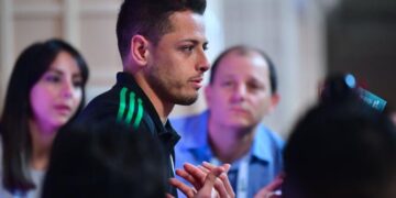West Ham United news: Javier Hernandez sparks doubt over Hammers future and reacts to Manuel Pellegrini appointment