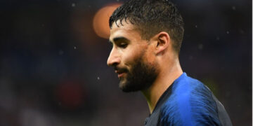 Liverpool FC transfer news: Nabil Fekir may battle for place in Reds XI with Roberto Firmino, according to L’Equipe journalist