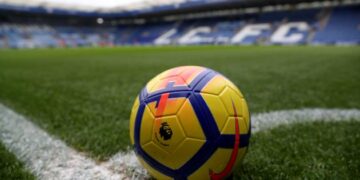 Who makes your Premier League team of the season excluding the top six? Tony Cascarino has his say