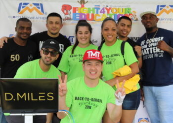 6TH ANNUAL BACK-2-SCHOOL GIVEAWAY CHARITY EVENT BREAKS A RECORD WITH OVER 1,000 IN ATTENDANCE! 🎒 📚