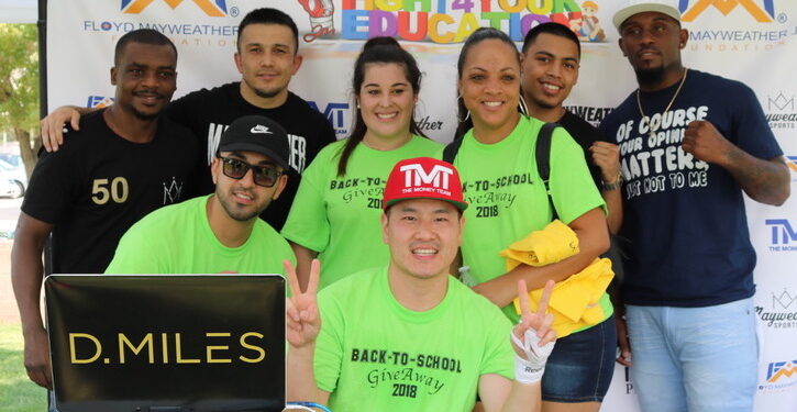 6TH ANNUAL BACK-2-SCHOOL GIVEAWAY CHARITY EVENT BREAKS A RECORD WITH OVER 1,000 IN ATTENDANCE! 🎒 📚